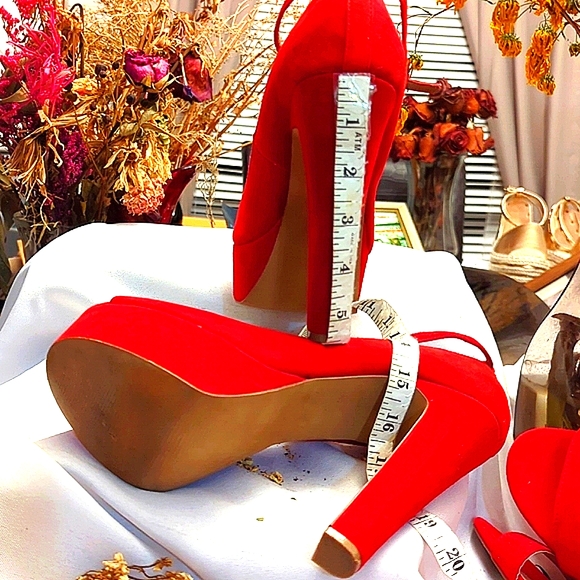 Steve Madden RED ♥️ platform stiletto heel - Picture 9 of 11